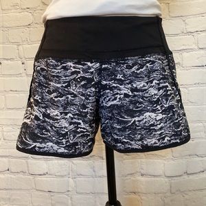 Lululemon Speed Up Short 4” Lined